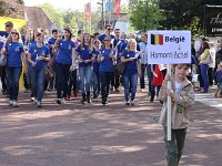 jeugdfanfare in de optocht 4 mei 2013 1