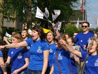 jeugdfanfare in de optocht 4 mei 2013 20